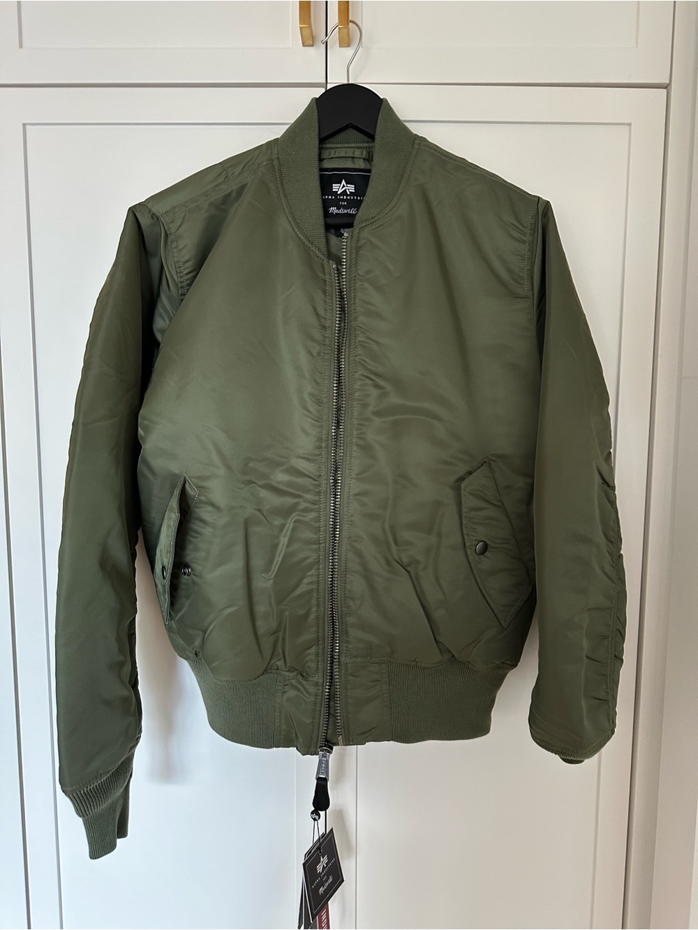 Alpha Industries Olive Green Bomber Jacket - Classic Flight Style